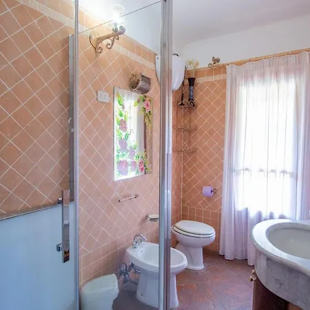 Сasa de vacaciones S'omu E Assunta Cardedu