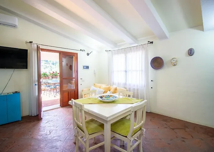 Holiday home S'omu E Assunta